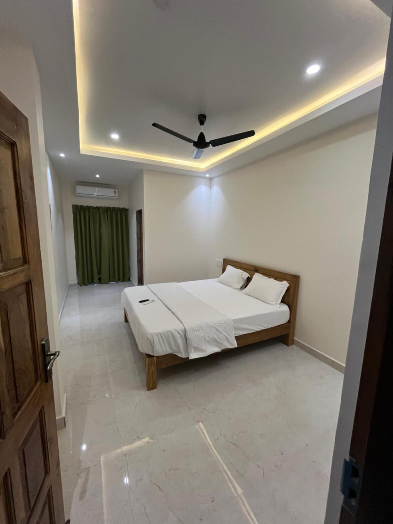 Baga Beach Walk Exterior photo